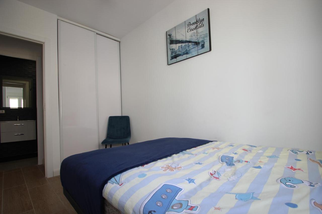 Marina Apartament Torrevieja Esterno foto